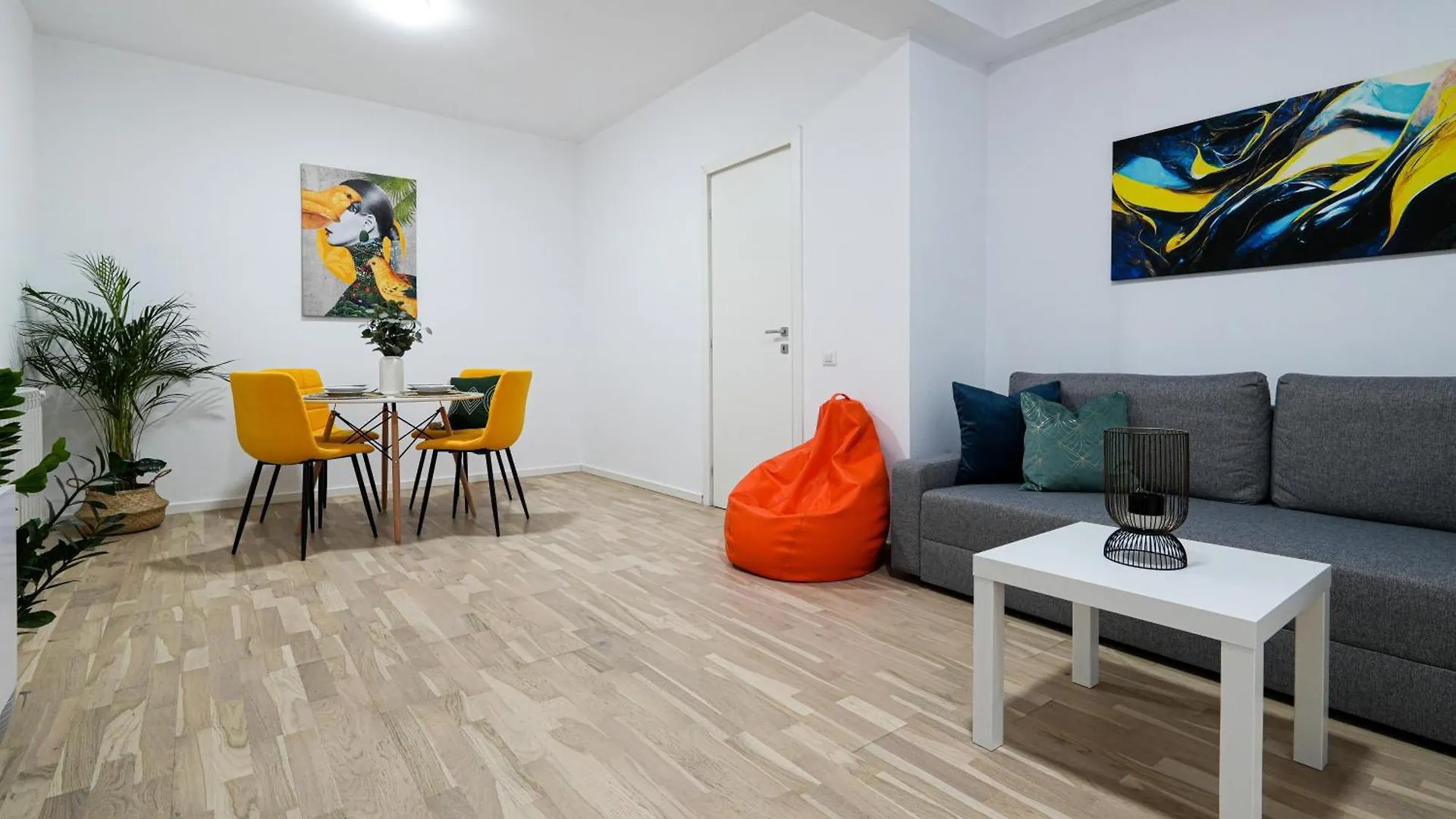 Gabi - Chic Apt With Parking Close To Veranda Mall Bukarest 0*,