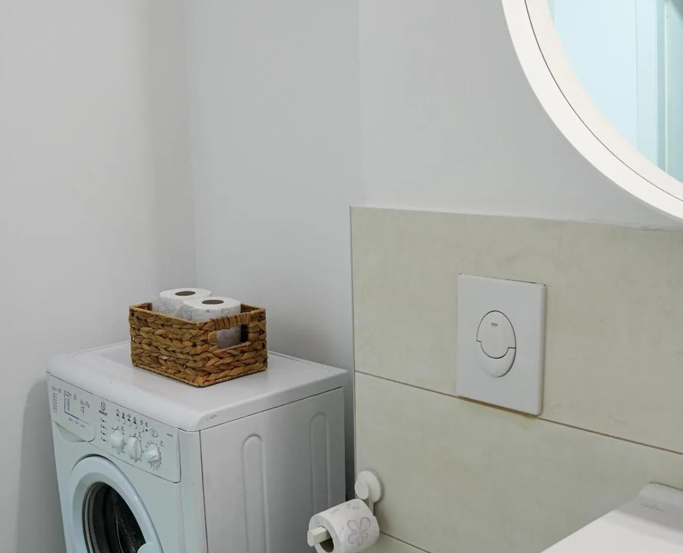 Gabi - Chic Apt With Parking Close To Veranda Mall Bukarest 0*,  Rumänien